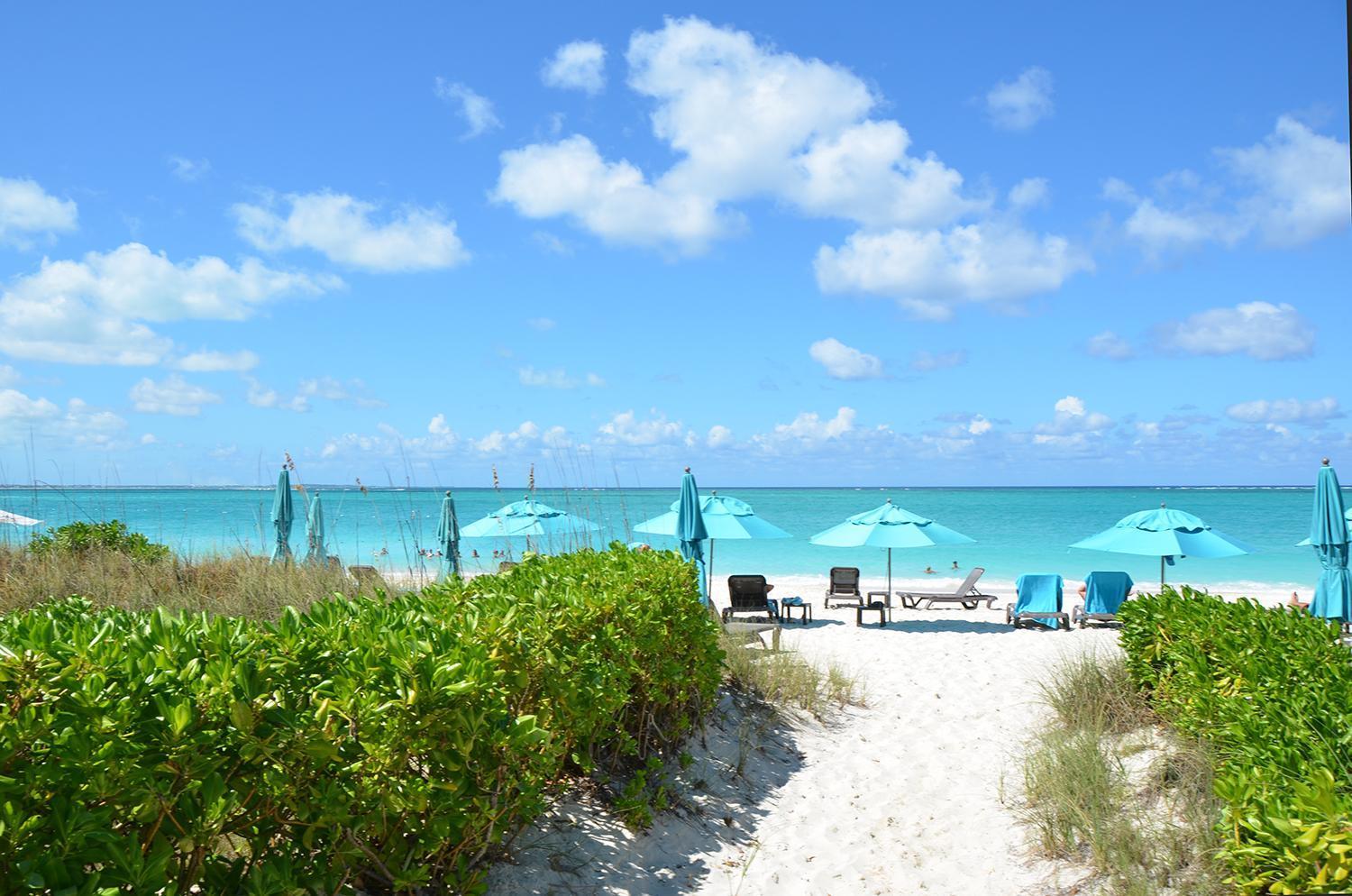 Sibonne Beach Hotel Grace Bay Buitenkant foto
