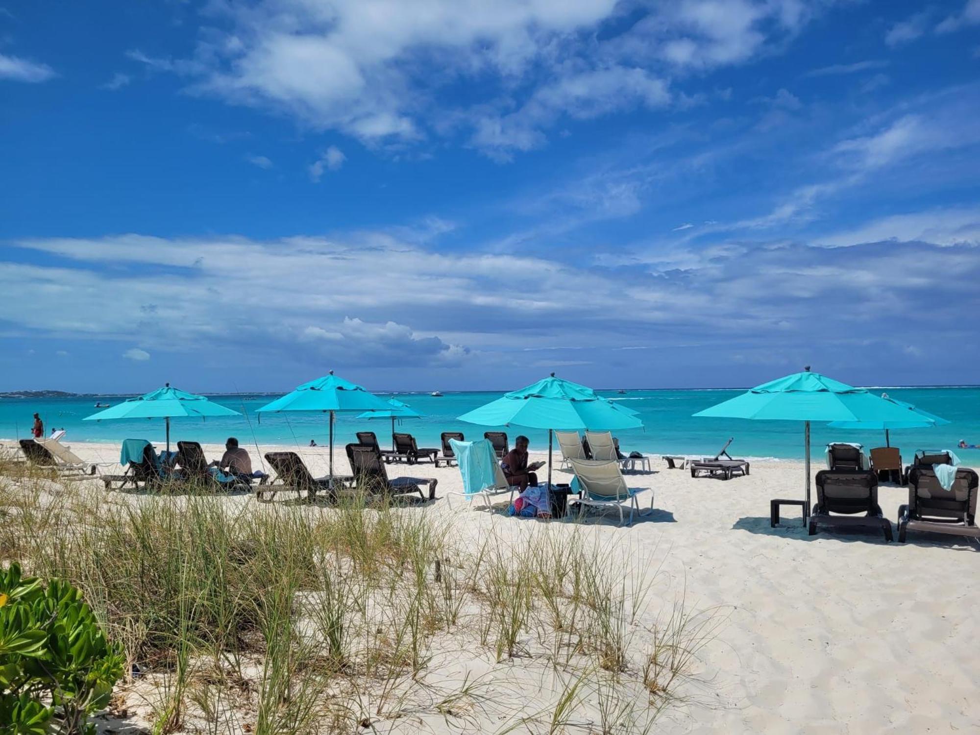 Sibonne Beach Hotel Grace Bay Buitenkant foto