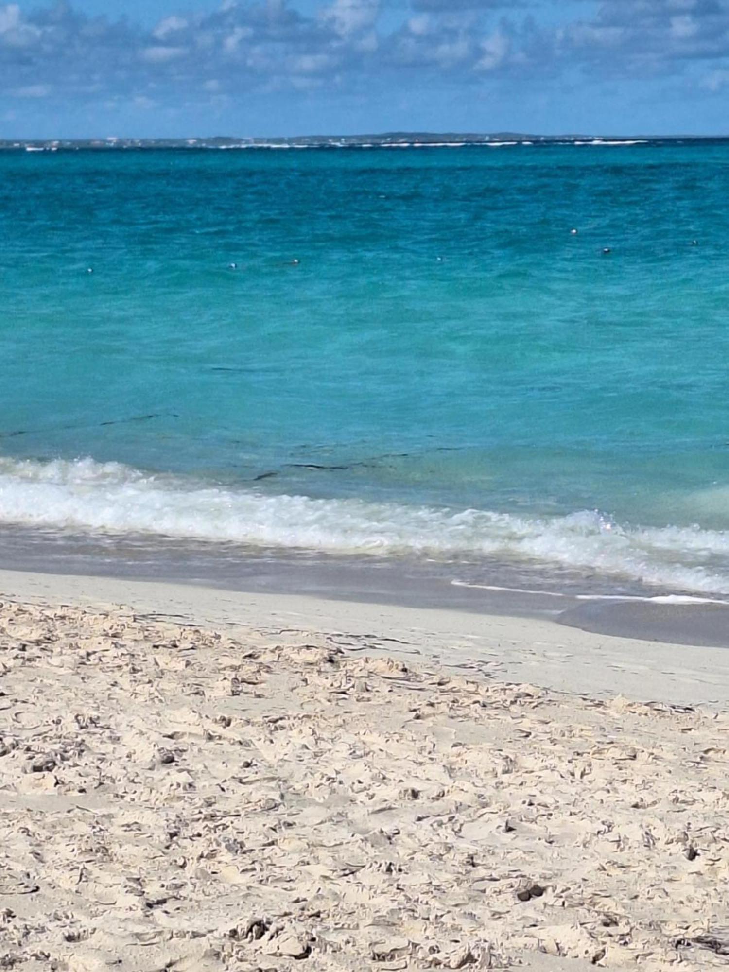 Sibonne Beach Hotel Grace Bay Buitenkant foto