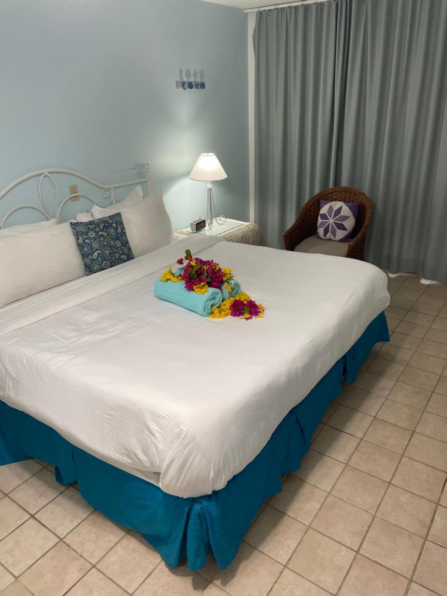 Sibonne Beach Hotel Grace Bay Buitenkant foto